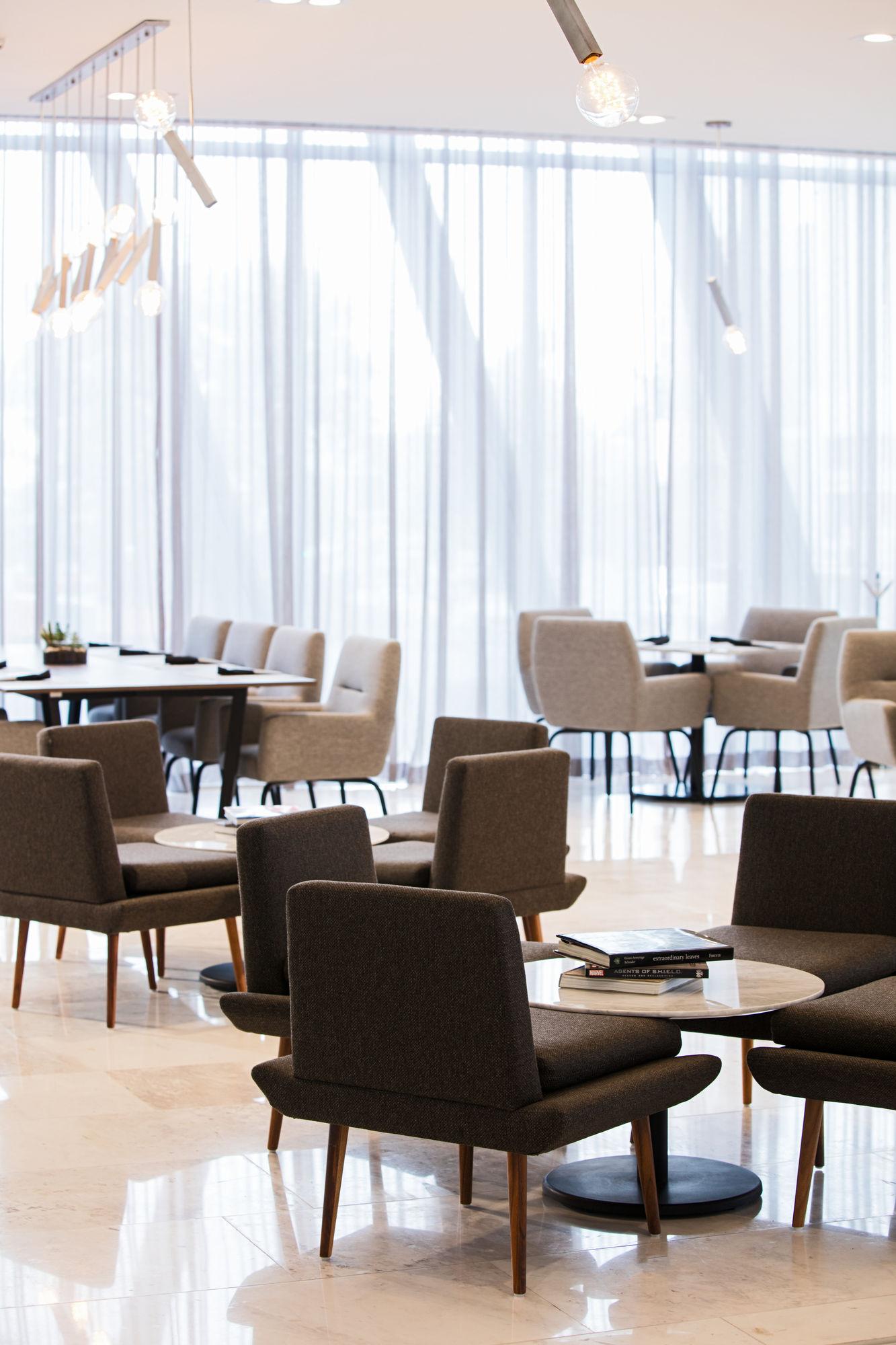 Ac Hotel By Marriott Guadalajara Mexico Eksteriør bilde