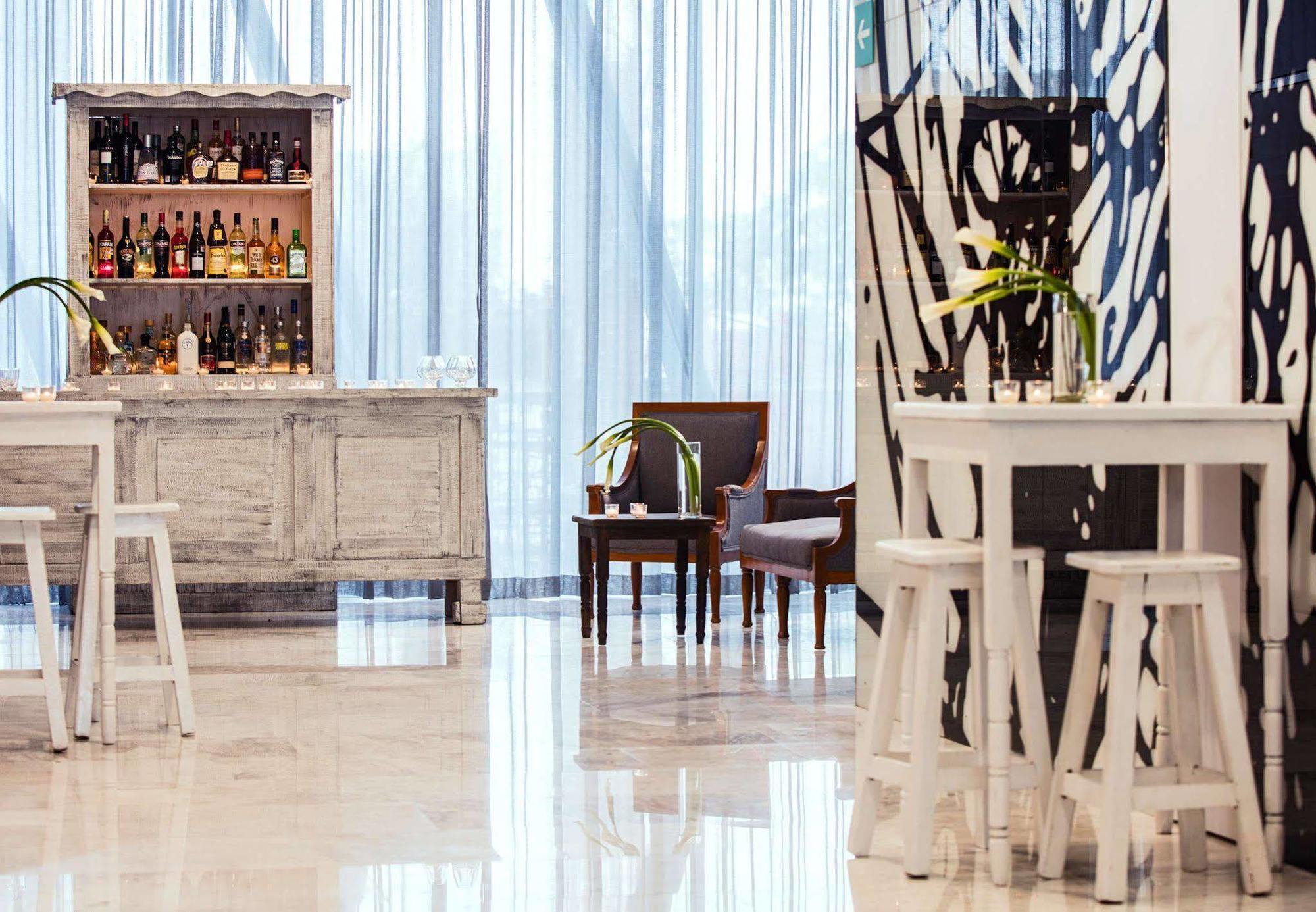 Ac Hotel By Marriott Guadalajara Mexico Eksteriør bilde