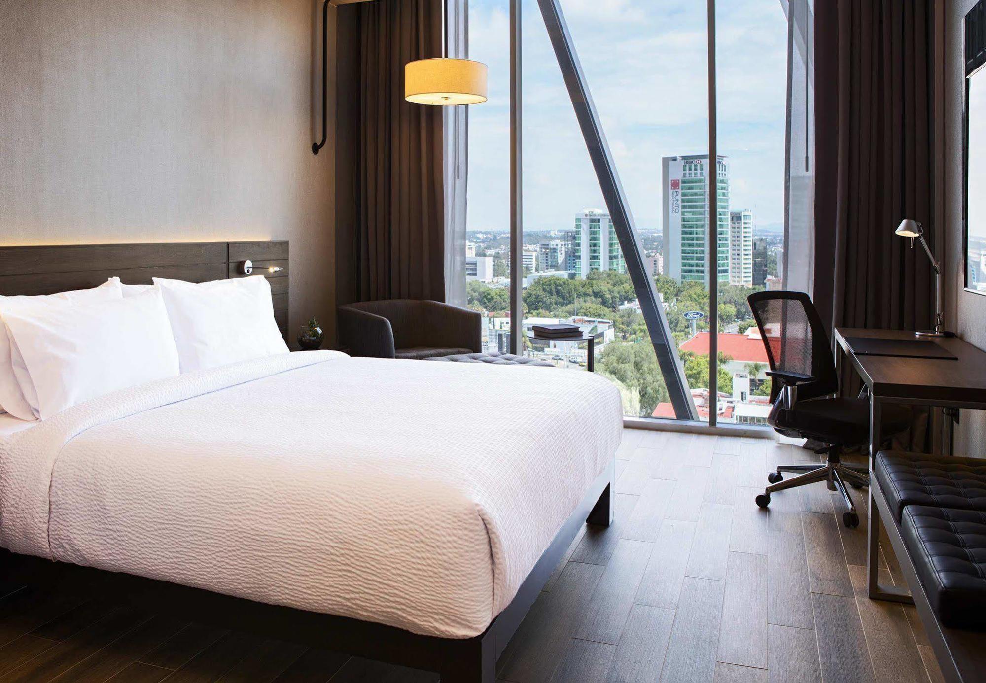 Ac Hotel By Marriott Guadalajara Mexico Eksteriør bilde